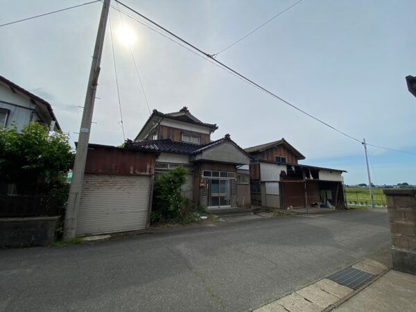 鶴岡市羽黒町松尾　土地