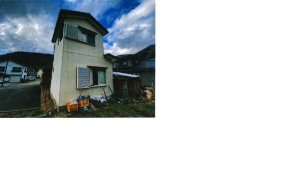 鶴岡市湯温海字湯之里　中古住宅