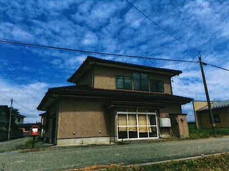 天井低いですが倉庫付き